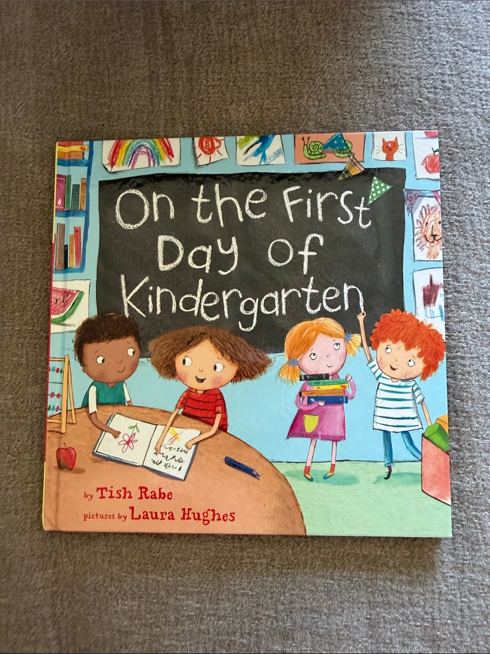 On the First Day of Kindergarten - Kids Picture Book (Multicolor)